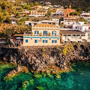 4* Hotel L'ariana Isole Eolie - Esperienze